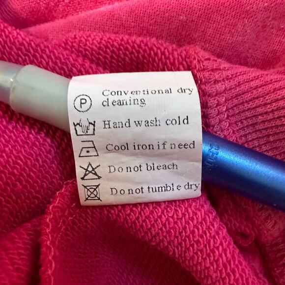 Pink XOXO Heart Womens Graphic Sweatshirt Round Neck Raw Hems Valentines Day - Picture 8 of 8